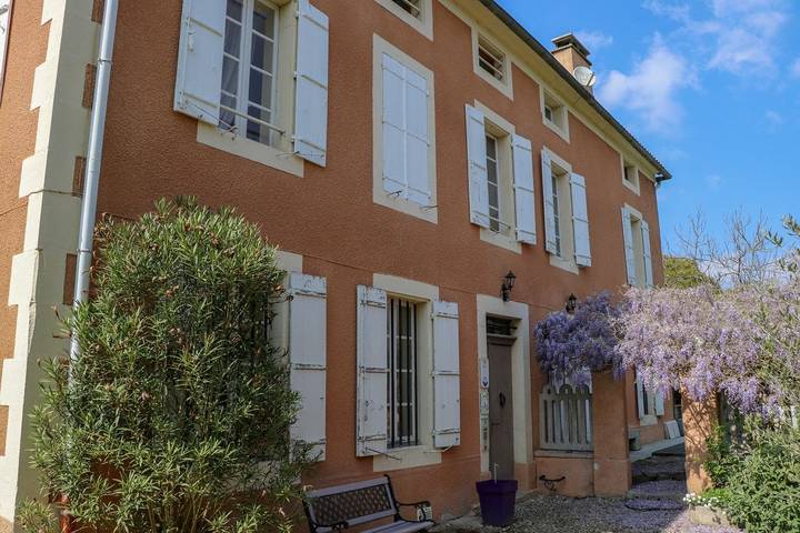 Chambre d’hôte pour 3 personnes, avec jardin et piscine dans l' Ariège - 2