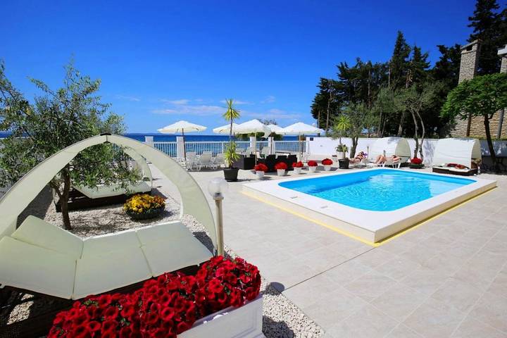 Maison d’hôte pour 2 personnes, avec vue ainsi que jardin et piscine dans Région de Zadar - 4