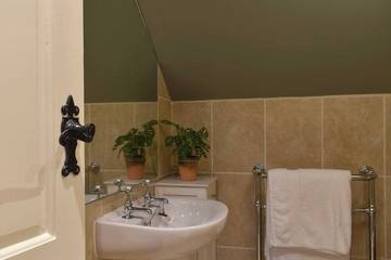 Glamping for 2 People in Cranborne Chase, South West England, Photo 2