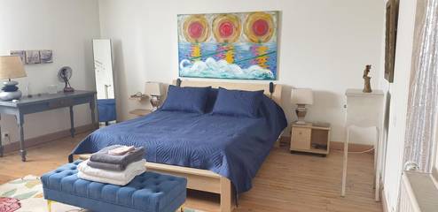 Gîte pour 3 personnes, avec piscine ainsi que balcon et vue à La Flocellière