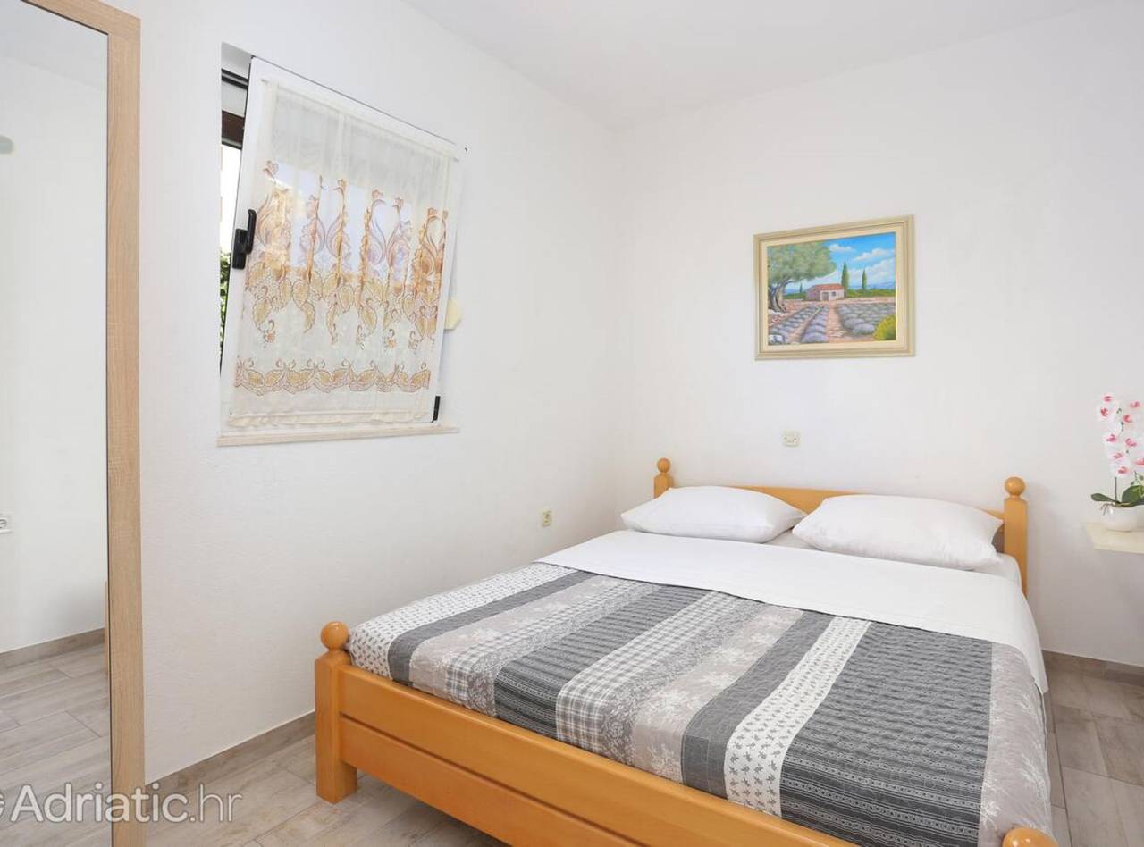 Holiday Home Nada Rogoznica - Six Bedroom Holiday Home in Kanica, Razanj