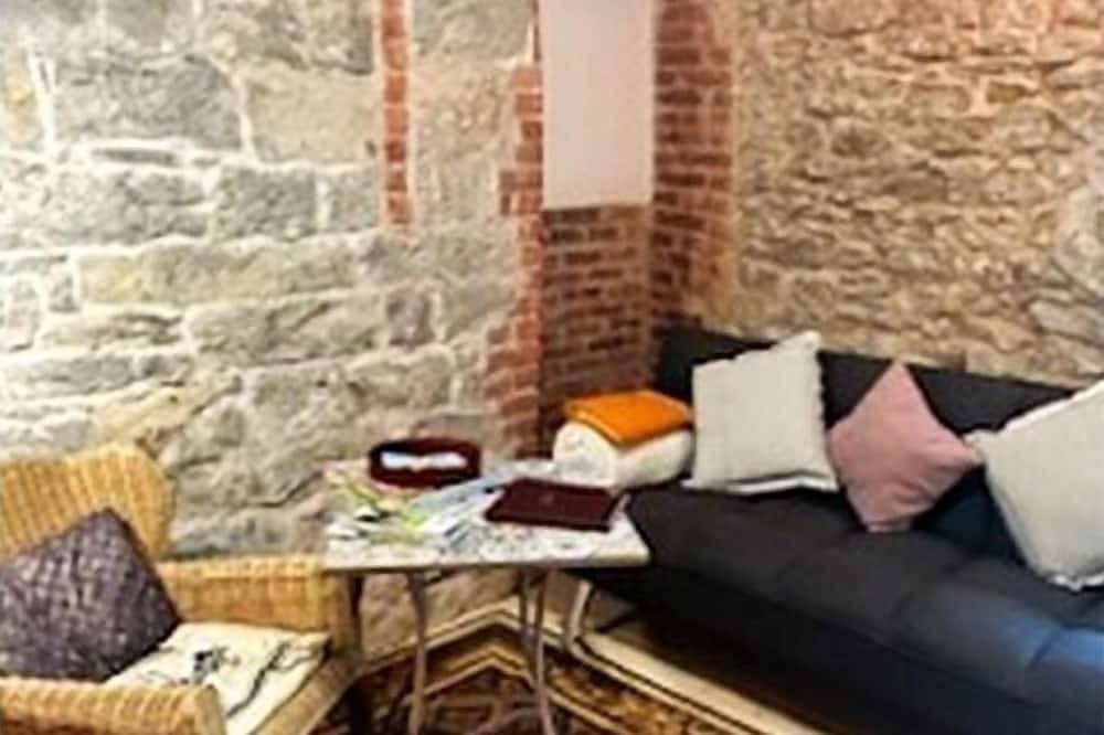 Ferienwohnung mit 1 Schlafzimmer in Altenbeken, Teutoburger Wald