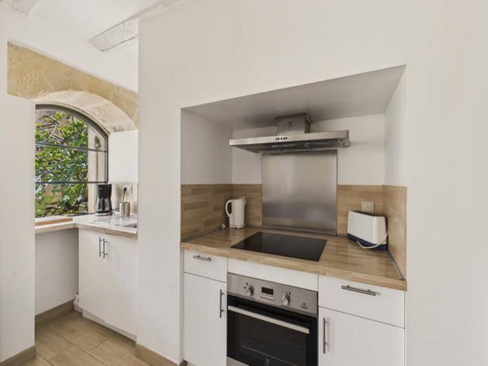 Gîte pour 5 personnes, avec terrasse, adapté aux familles à Saint-Léon-sur-Vézère - 4