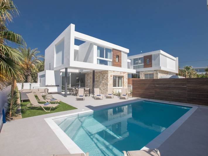 Ferienhaus für 12 Personen, mit Garten und Pool in Ayia Napa