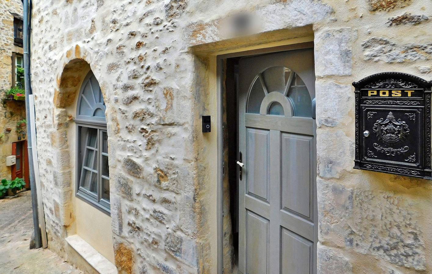Appartement confortable avec TV, climatisation, Internet et parking - La Galerie 300m in Sarlat-la-Canéda, Périgord Noir