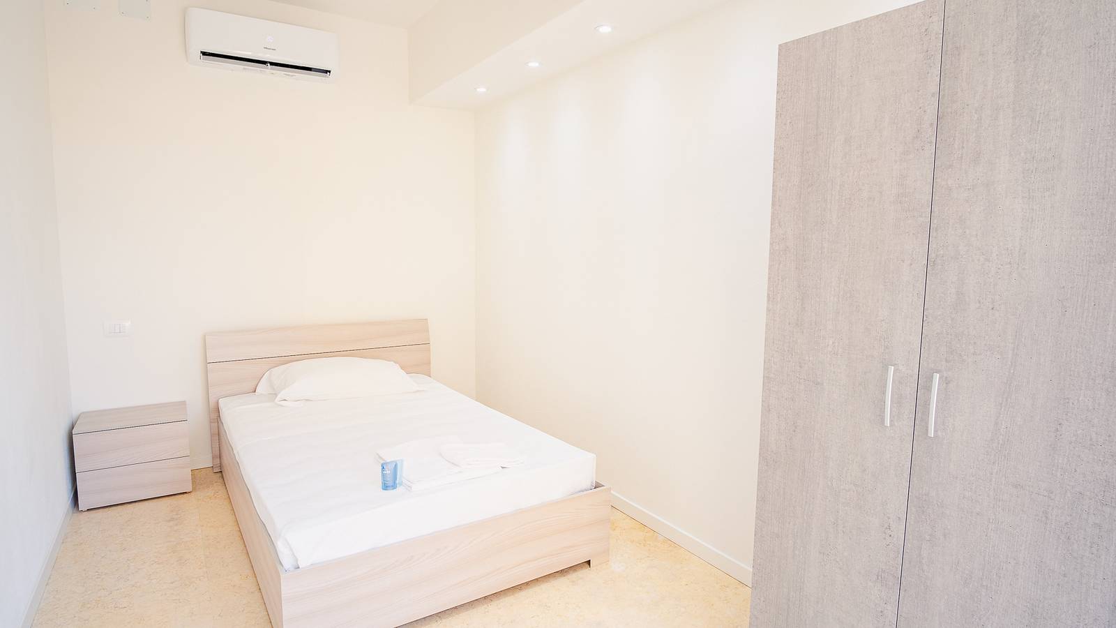 Appartamento intero, Appartamento vacanze per 7 persone con piscina in Rivoltella del Garda, Desenzano del Garda