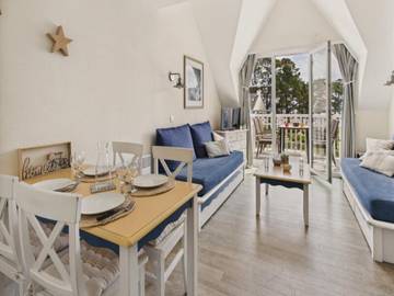 Gîte pour 4 personnes, avec jardin et piscine dans Cap Coz