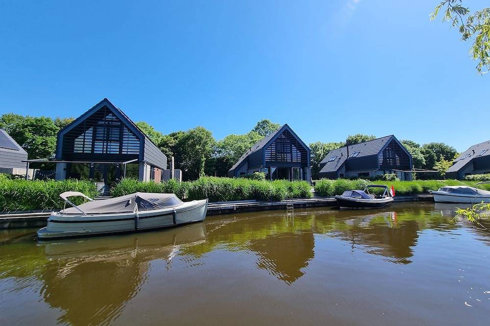 Luxuriöse Ferienhaus am Wasser in Balk, Ijsselmeer