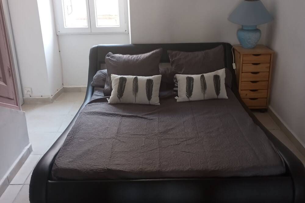 Entire apartment, Nice view apartment 07200 in Aubenas, Ardèche
