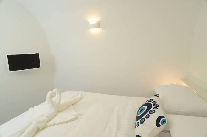 Location de vacances pour 4 personnes, avec jacuzzi et balcon à Karterados