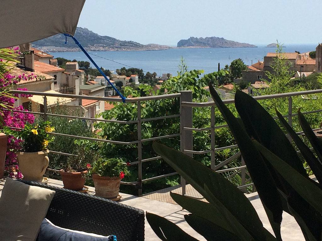 Habitation Bougainville - Chambre d'hôtes "Bougainville" in Marseille, Région de Marseille