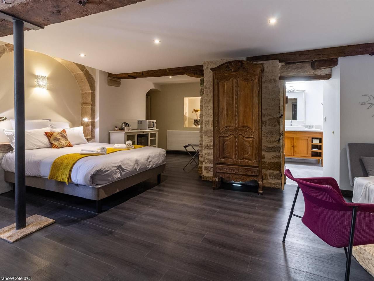 Charmanter Aufenthalt in Savigny les Beaune: moderner Komfort und Terrasse in Savigny-lès-Beaune, Beaune und Umgebung