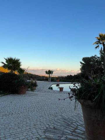 Maison d’hôte pour 3 personnes, avec jacuzzi ainsi que jardin et piscine à Roquefort-les-Pins