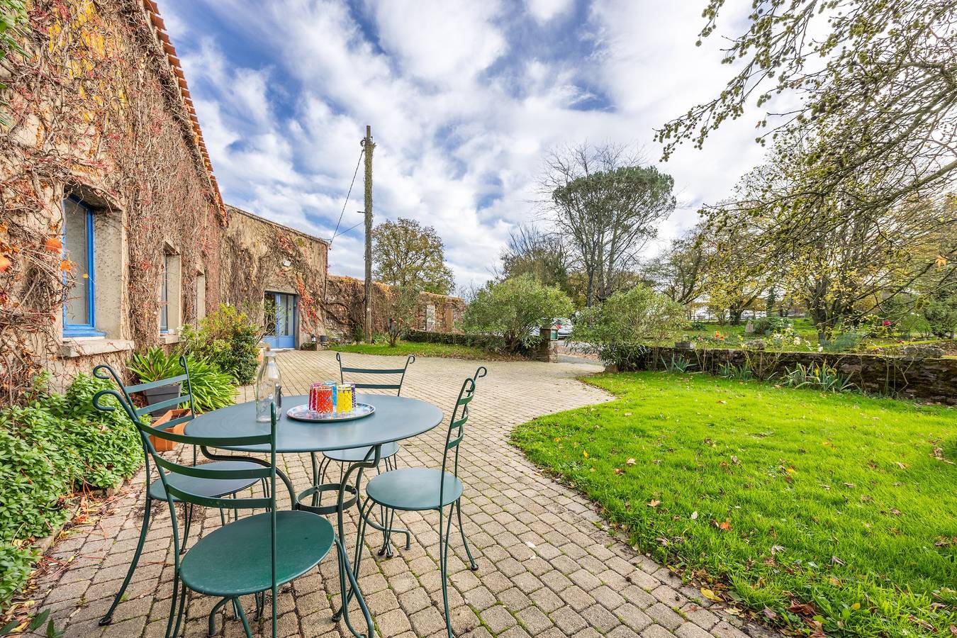 Willkommen auf dem Bio-Bauernhof „La Veillonnière“ in Saint-Florent-des-Bois, La Roche-sur-Yon und Umgebung