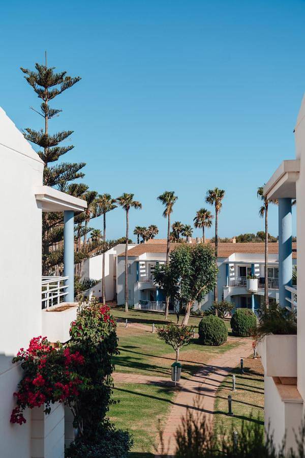 Station pour 3 personnes, avec jardin ainsi que jacuzzi et piscine dans Son Xoriguer - 3