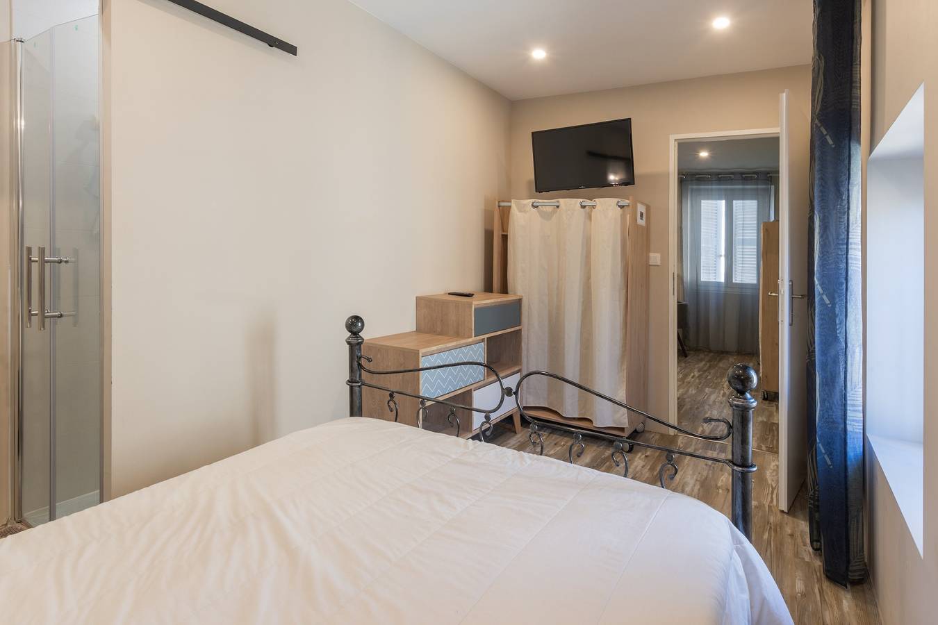 Appartement entier, Appartement '107 - T2 Cosy' avec Wi-Fi et Climatisation in Bourg-Saint-Andéol, Privas