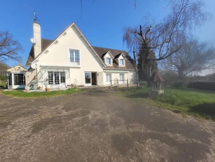 Gîte pour 6 personnes, avec terrasse à Authon-du-Perche