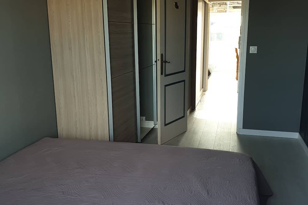 Appartement entier, Appartement 4 personnes 1 chambre à 200 mètres de la plage avec vue sur la mer in Sainte Cécile Plage, Camiers