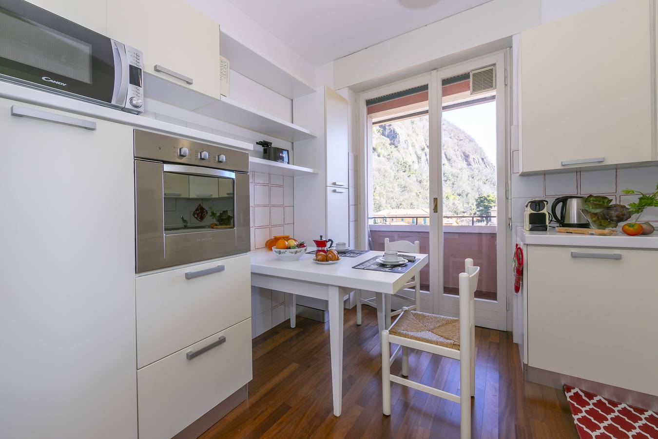 Ganze Wohnung, Appartamento Il Golfo Lake View in Laveno, Laveno-Mombello