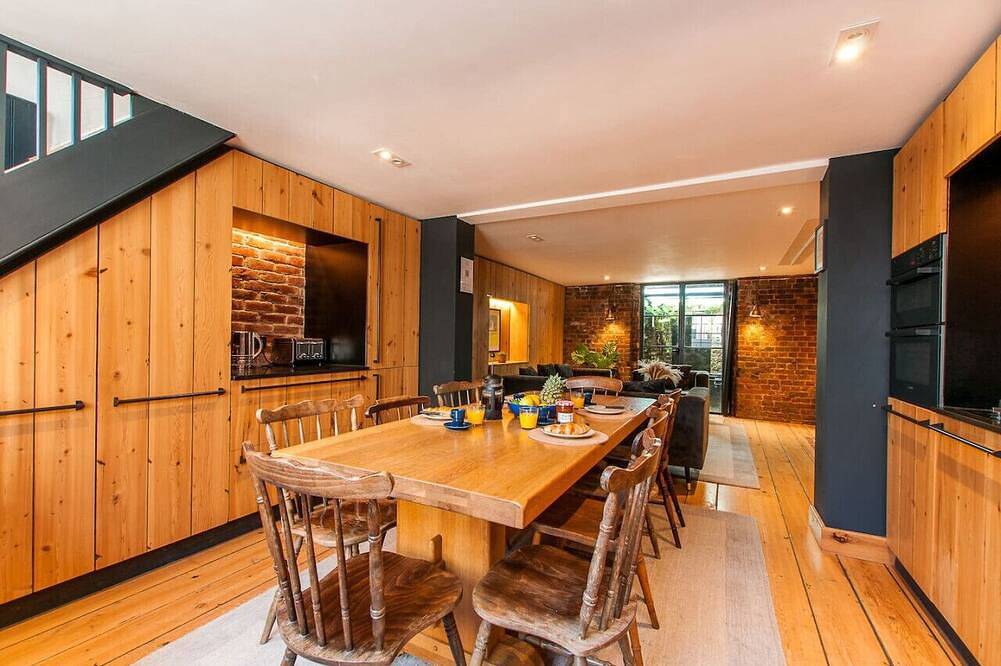 Ganze Wohnung, Spacious Georgian Townhouse by the Beach & Harbour in Ramsgate, Kent
