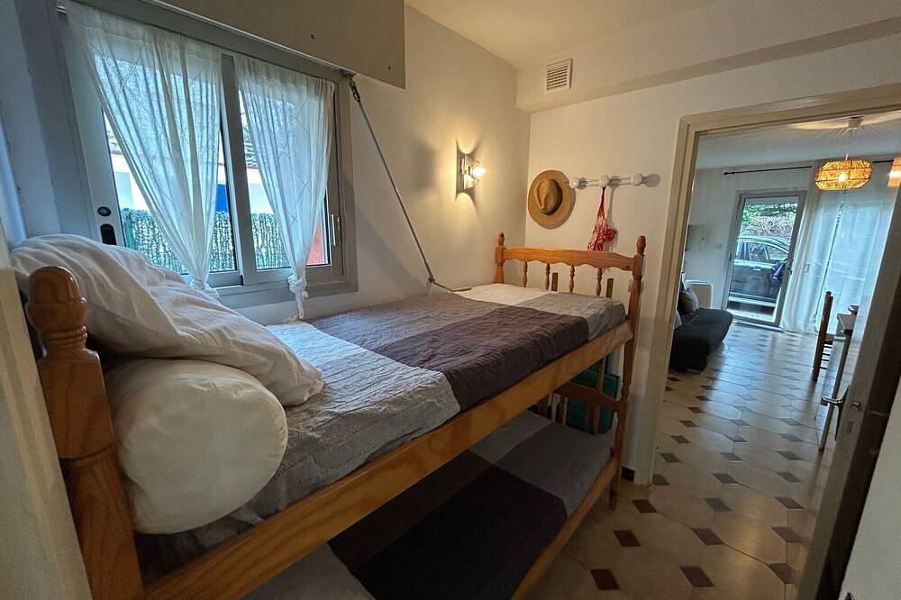 Ganze Wohnung, Apartment für 4 im Racou mit Parkplatz, strandnah in La Côte Vermeille, Argelès-sur-Mer