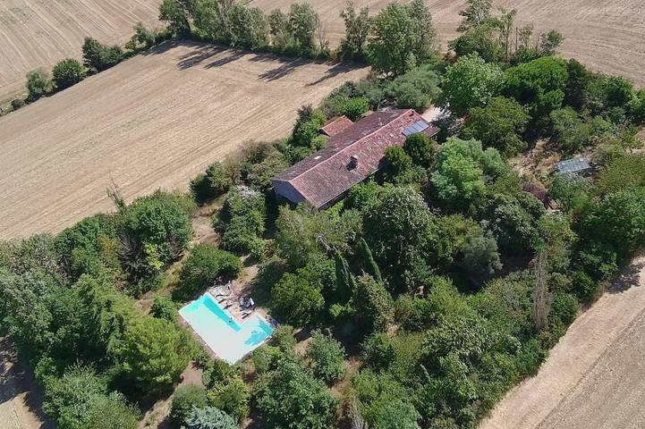 Maison de vacances pour 4 personnes, avec Balcon ainsi que Jardin et Piscine