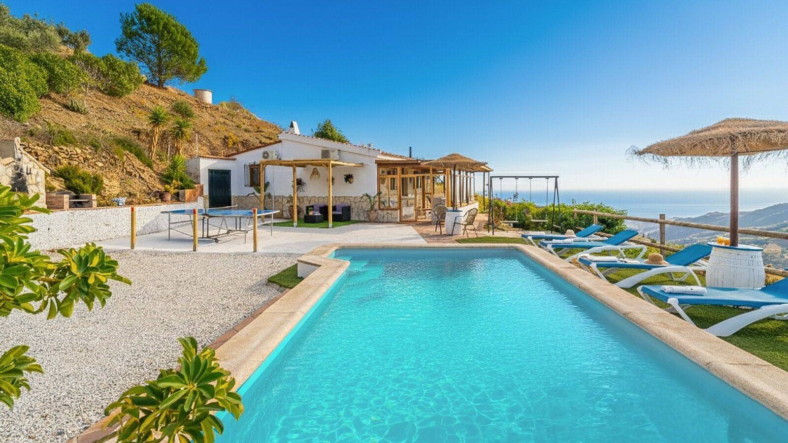 Casa Candado Cómpeta by Ruralidays in Costa del Sol