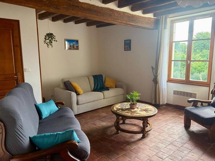 Location de vacances pour 12 personnes, avec Terrasse ainsi que Jardin et Vue dans Treigny-Perreuse-Sainte-Colombe - 4