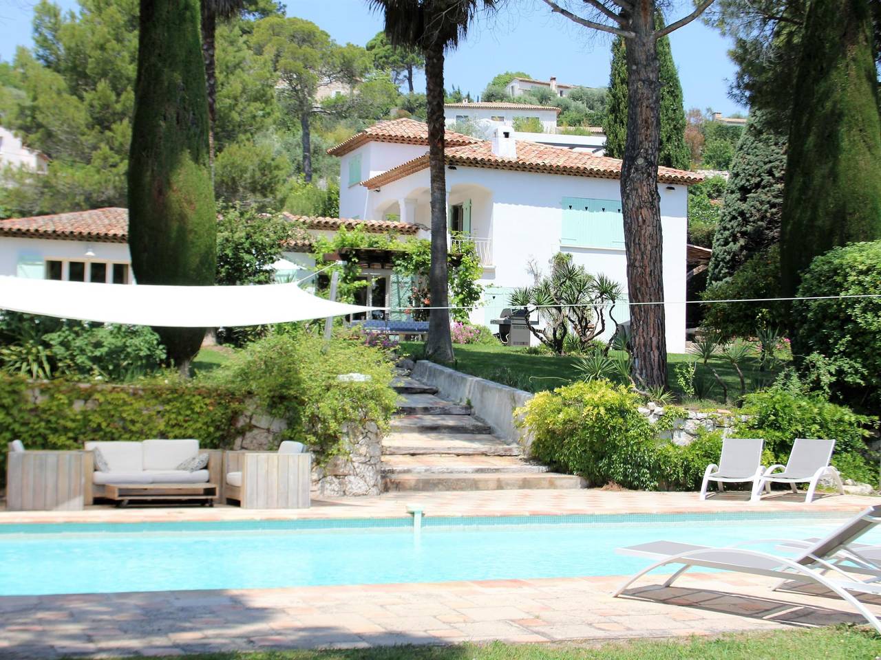 Luxury villa with private pool and pool house
 in Mougins, Region de Cannes