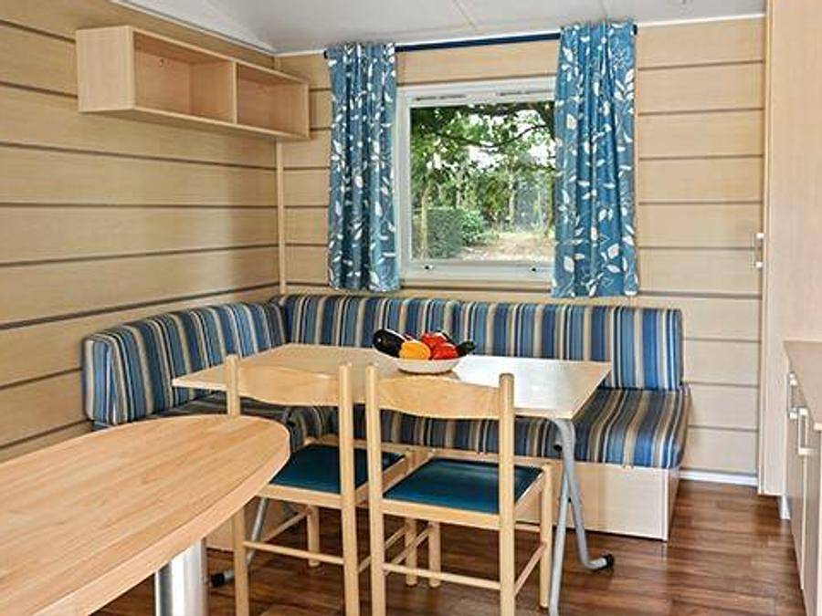 Camping Domaine de Kermario   - Mobilhome 6 personnes - Mobil-home | Classic | 2 Ch. | 4/6 Pers. | Terrasse surélevée in Carnac, Côte des Mégalithes