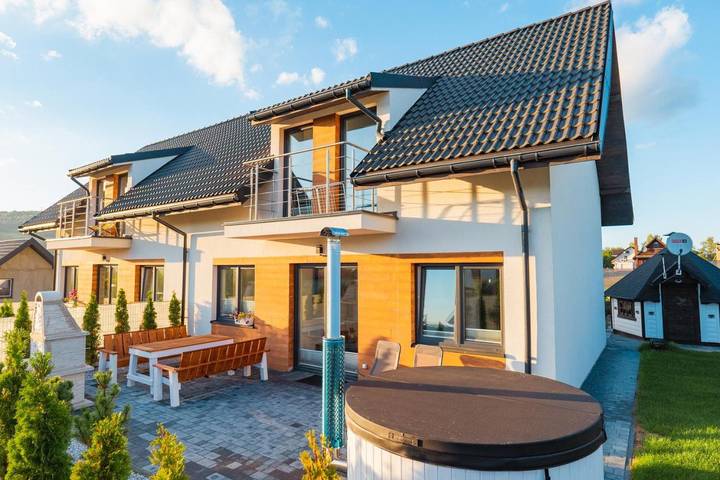 Loft dla 8 osób, z Balkon i Taras oraz Jacuzzi i Ogród w Śląsk