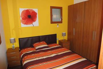 Villa pour 8 Personnes dans La Madrague, Hyeres, Photo 3