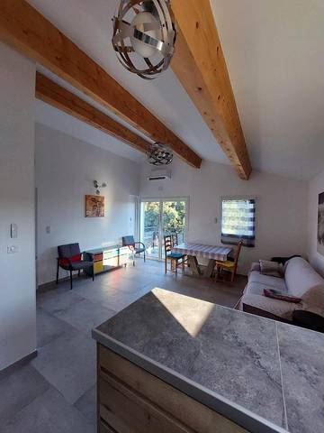 Gîte pour 4 personnes, avec balcon et vue à Sussargues