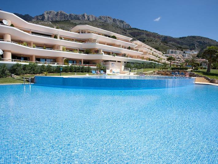 Location de vacances pour 8 personnes, avec vue sur l’océan, adapté aux familles dans Altea Hills