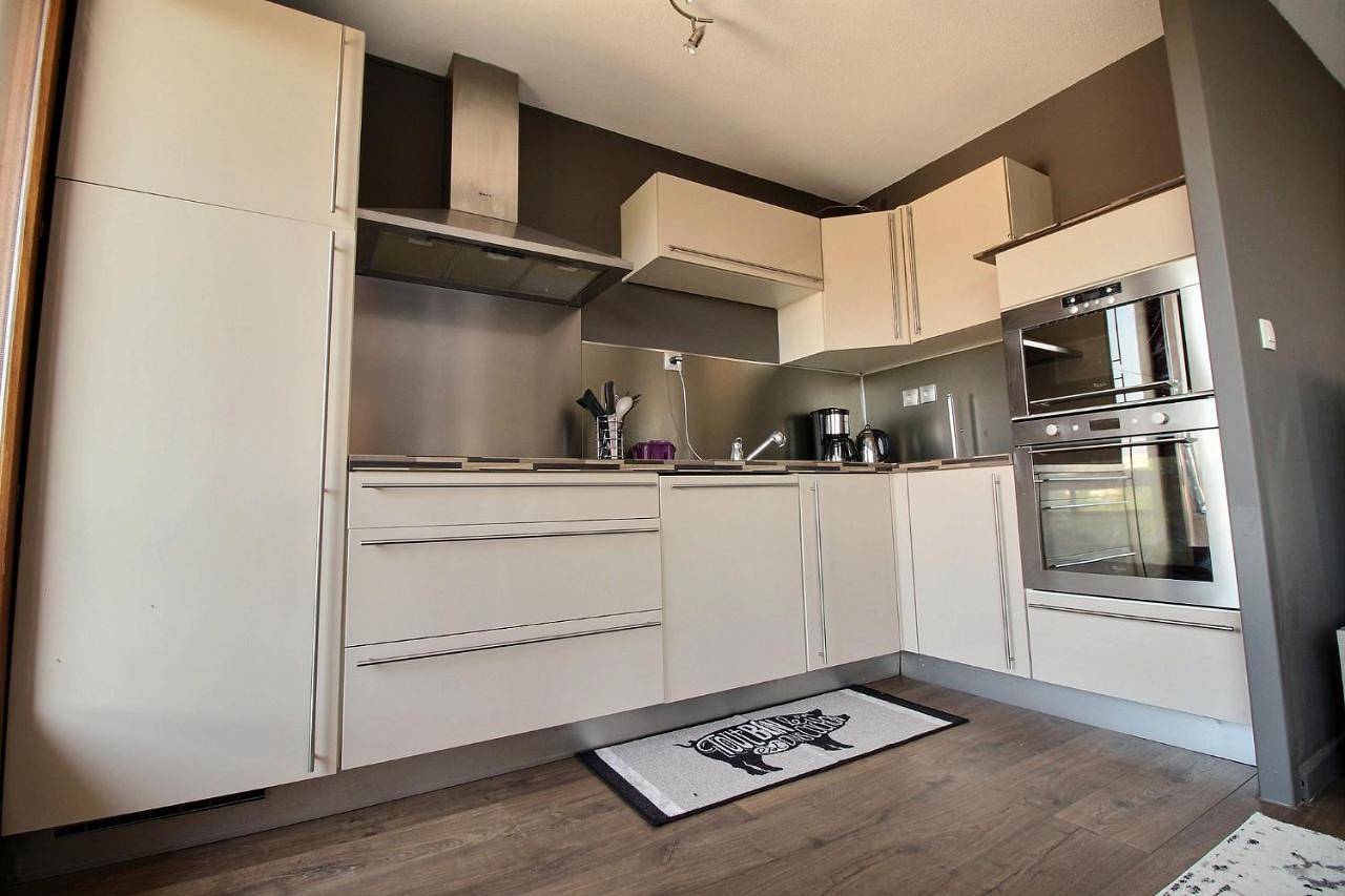 Appartement entier, Annemasse - Victoria Centre ville, Grand T2 avec Terrasse in Annemasse, Région de Saint-Julien-en-Genevois