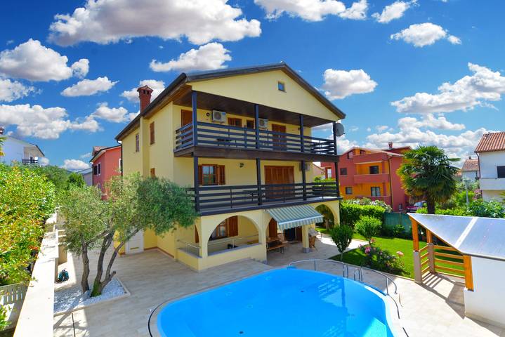 Ganze Wohnung, Ferienwohnung für 3 Personen mit Pool in Novigrad, Umag und Umgebung