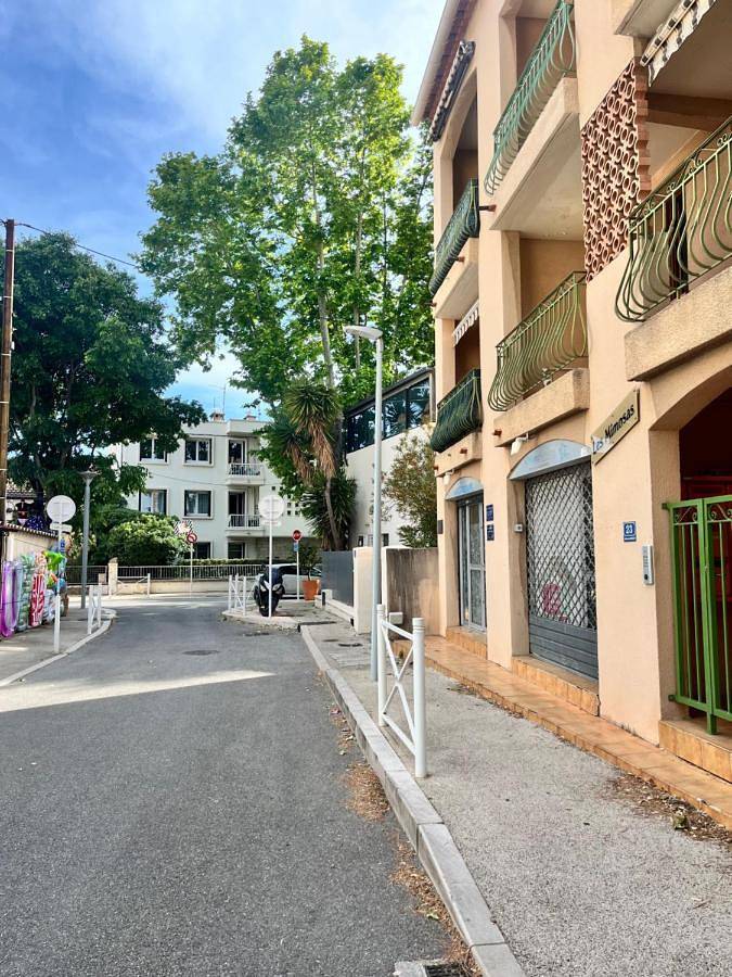 Gîte pour 4 personnes, avec jardin et terrasse dans Office De Tourisme De Saint Cyr Sur Mer - 3