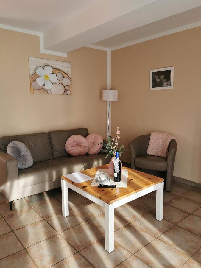Ferienwohnung für 2 Personen, mit Terrasse und Garten in Niepars - 3