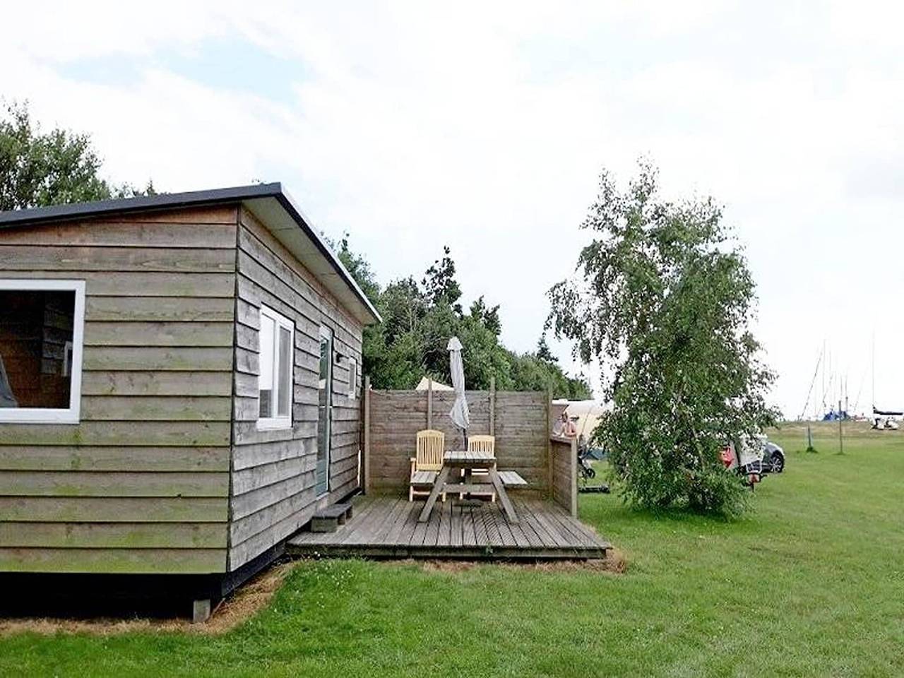 Cabin by Hegermeer with Boat Rentals in Heeg, Ijsselmeer