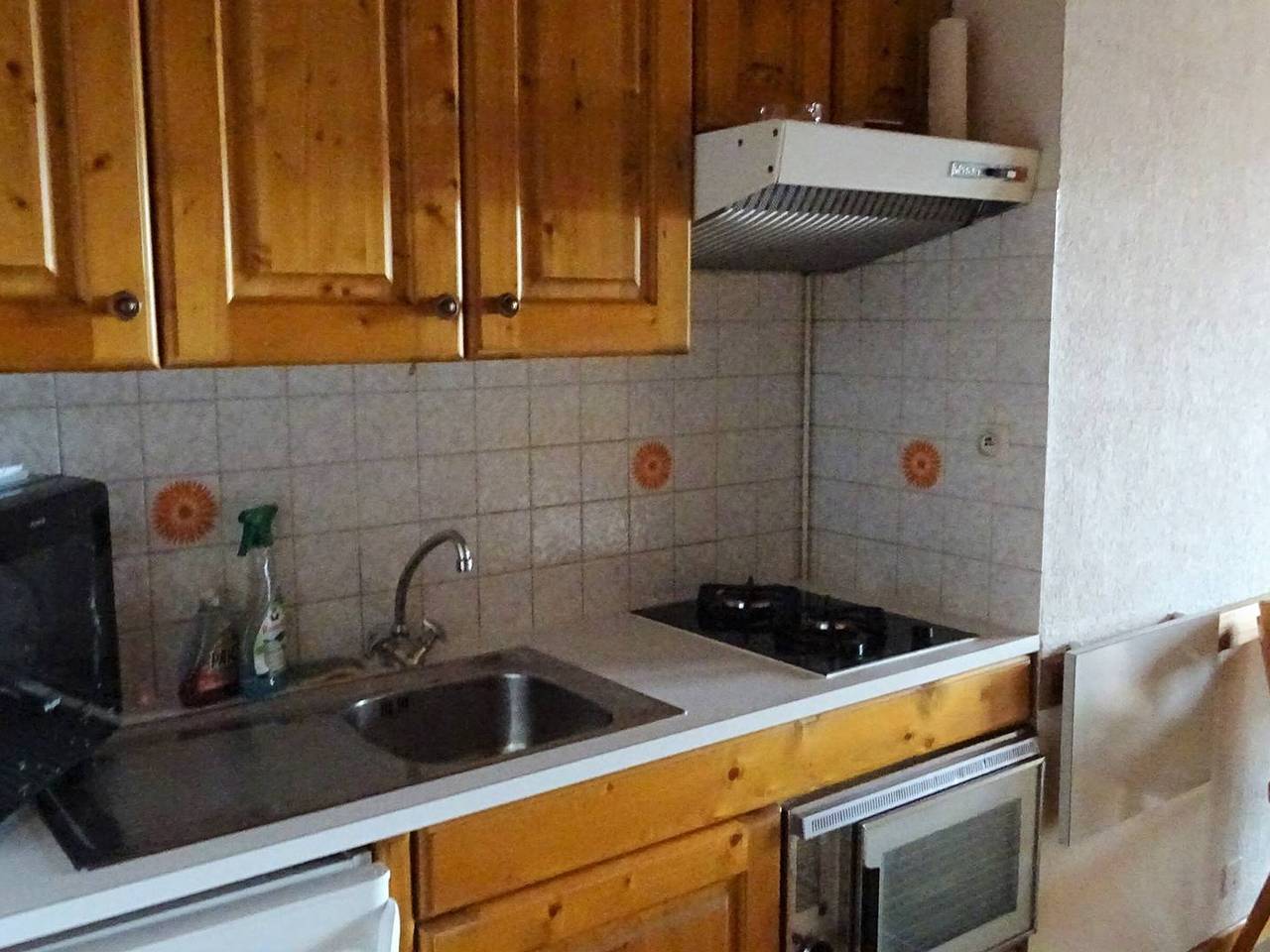 Entire studio, Cozy Studio for 2 in Central Les Gets - Wifi, Linens, Towels Included in Les Gets, Les Portes du Soleil