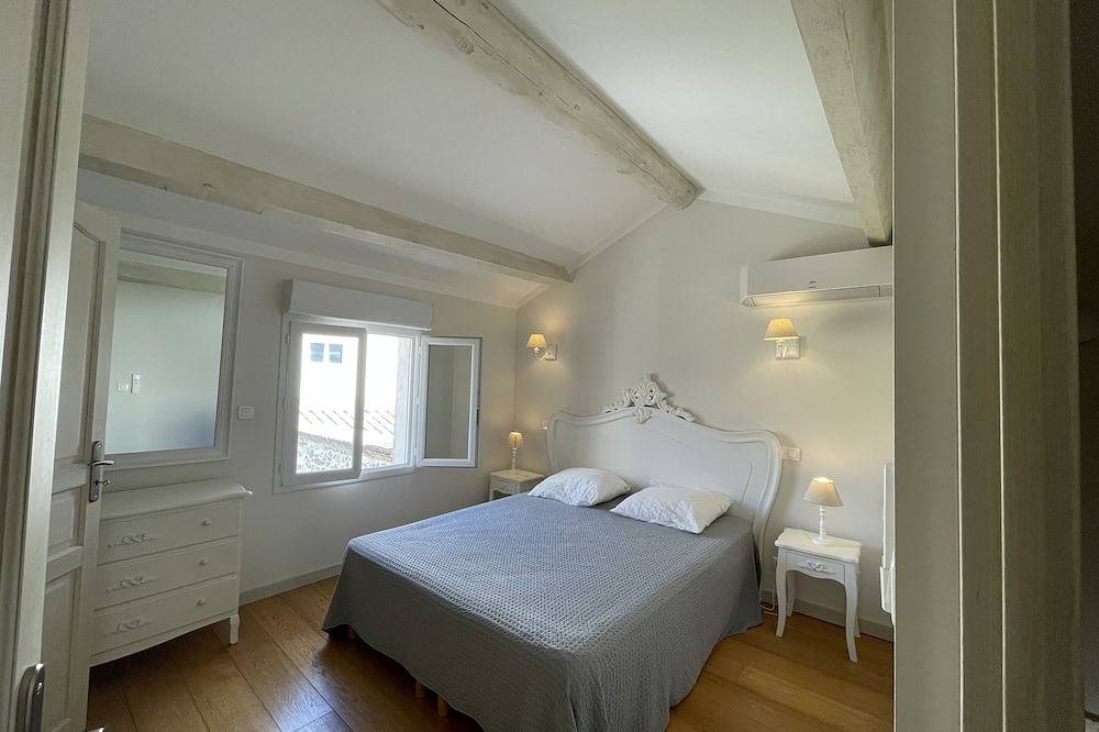 House in the heart of the village with swimming pool in Maussane-les-Alpilles, Arles und Umgebung