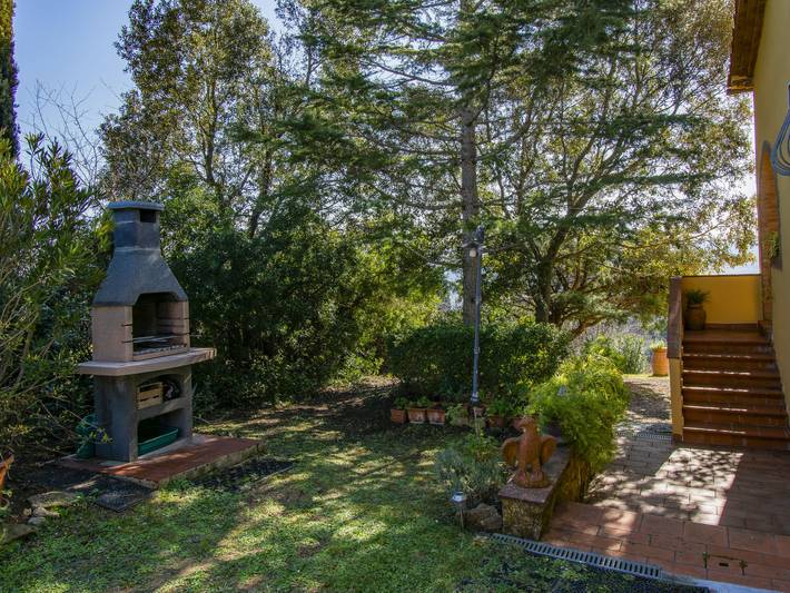 Ferienhaus für 6 Personen, mit Terrasse und Garten sowie Ausblick, mit Haustier in Riparbella - 4