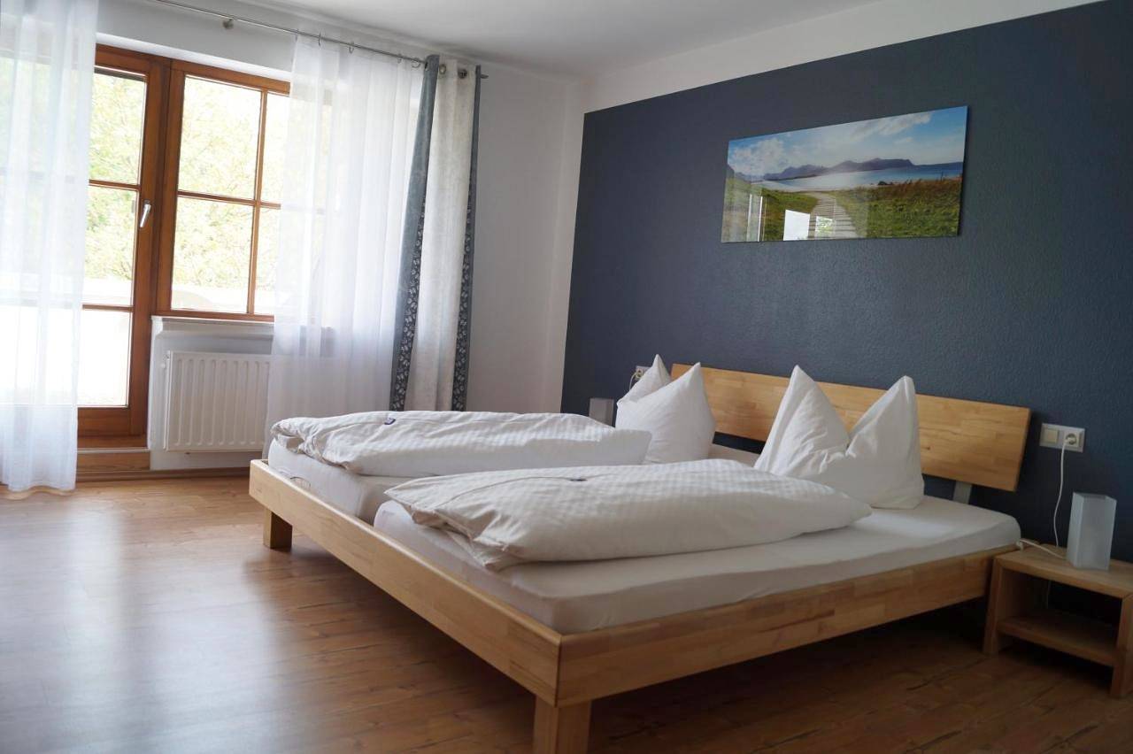 Triple Room with Balcony in Friedrichshafen, Region Bodensee-Oberschwaben