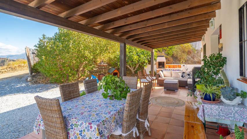 Casa rural para 3 personas, con piscina además de jacuzzi y balcón/terraza, Se admiten mascotas en El Borge - 4