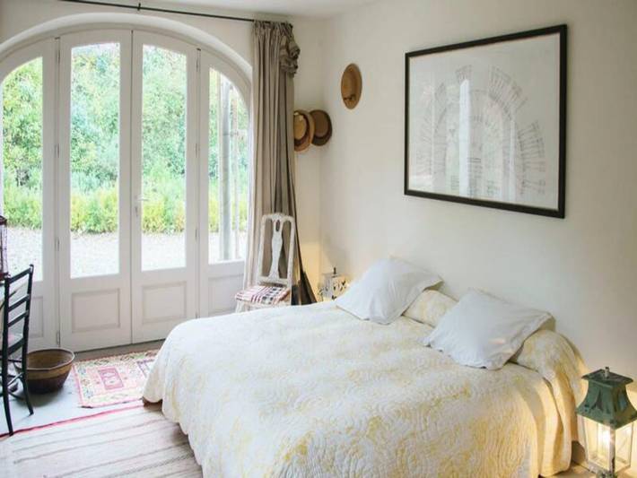 Gîte pour 8 personnes, avec jardin et piscine, adapté aux familles à Lourmarin - 2