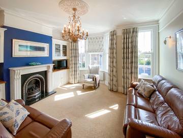 Cottage for 10 People in Broadstairs, Kent, Photo 2