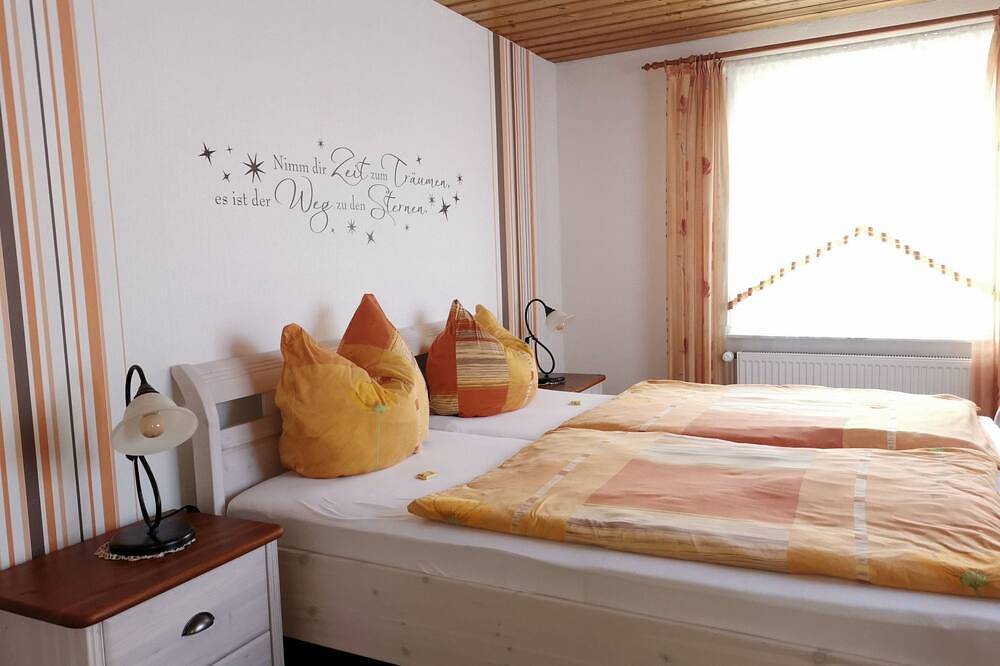 Ganze Wohnung, Langeiig in Wiesmoor, Nordseeküste