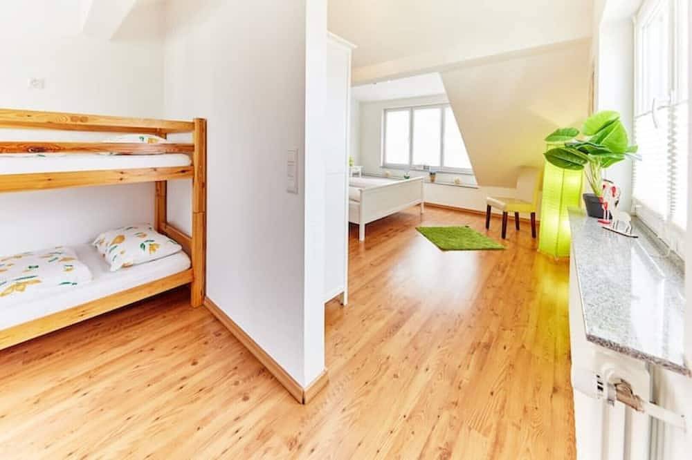 Ganze Wohnung, Vergiss-Mein-Nicht - wunderschöne Ferienwohnung in Europa-Park, Kappel-Grafenhausen