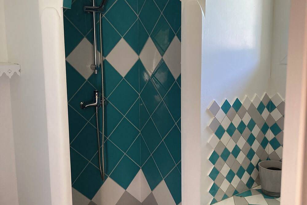 Appartement entier, Nouveau ! Gîte esprit bassin à 5 minutes de la plage in Andernos-les-Bains, Région d'Arcachon