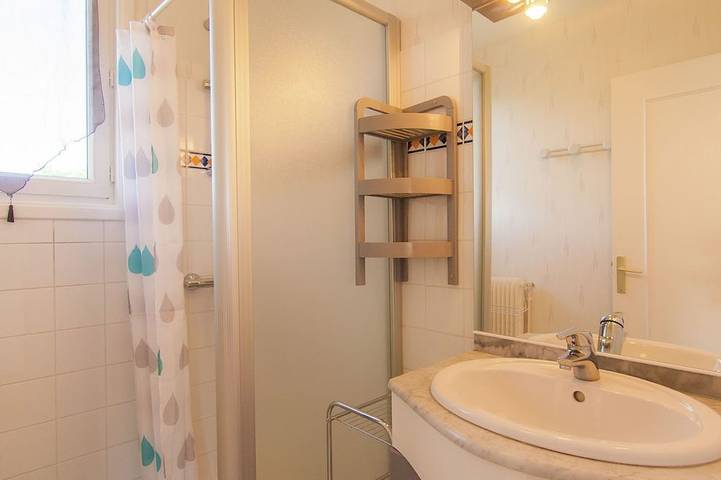 Location de vacances pour 4 personnes, avec jardin et piscine à Malemort-sur-Corrèze - 4